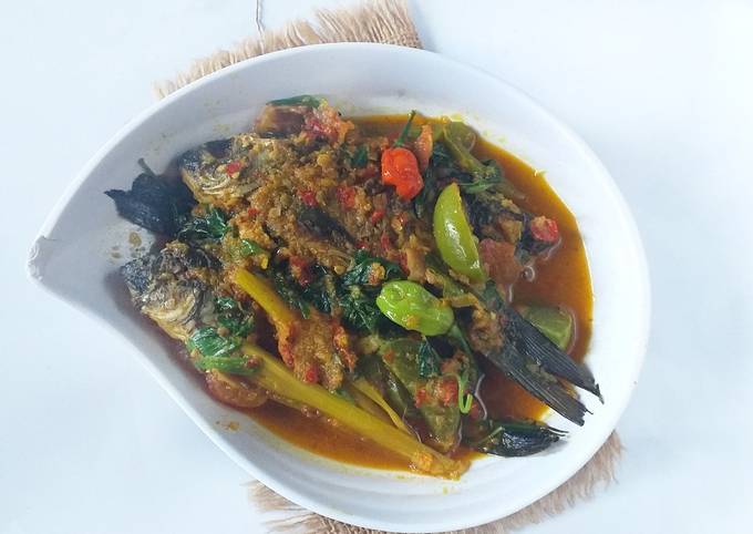 Ikan Mas bumbu woku