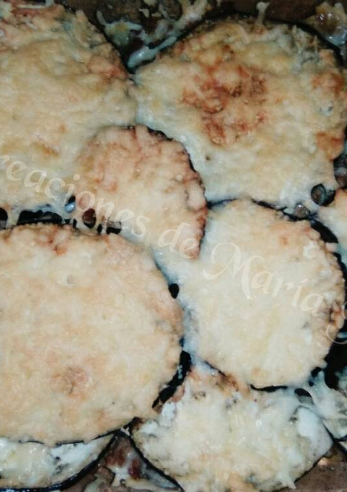 Una foto de Pastel de berenjena y carne