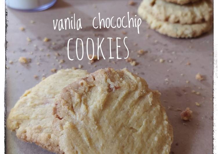 Langkah Mudah untuk Menyiapkan Vanilla chocochip cookies Anti Gagal
