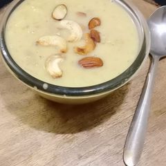Moong dal kheer (payasam) A picture of Moong dal kheer (payasam).