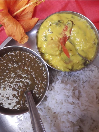 How To Make Kadhi Chawal which Delicious