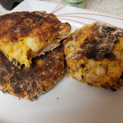 A picture of My Spicy Mixed Bean Burgers. 😙.