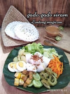 Foto resep *Gado-gado Siram+Lontong Magic Com*