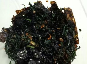 Hình của món Rong biển lá lốt cháy tỏi.