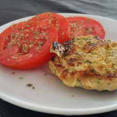 Foto principal de Hamburguesa de pollo casera y light!
