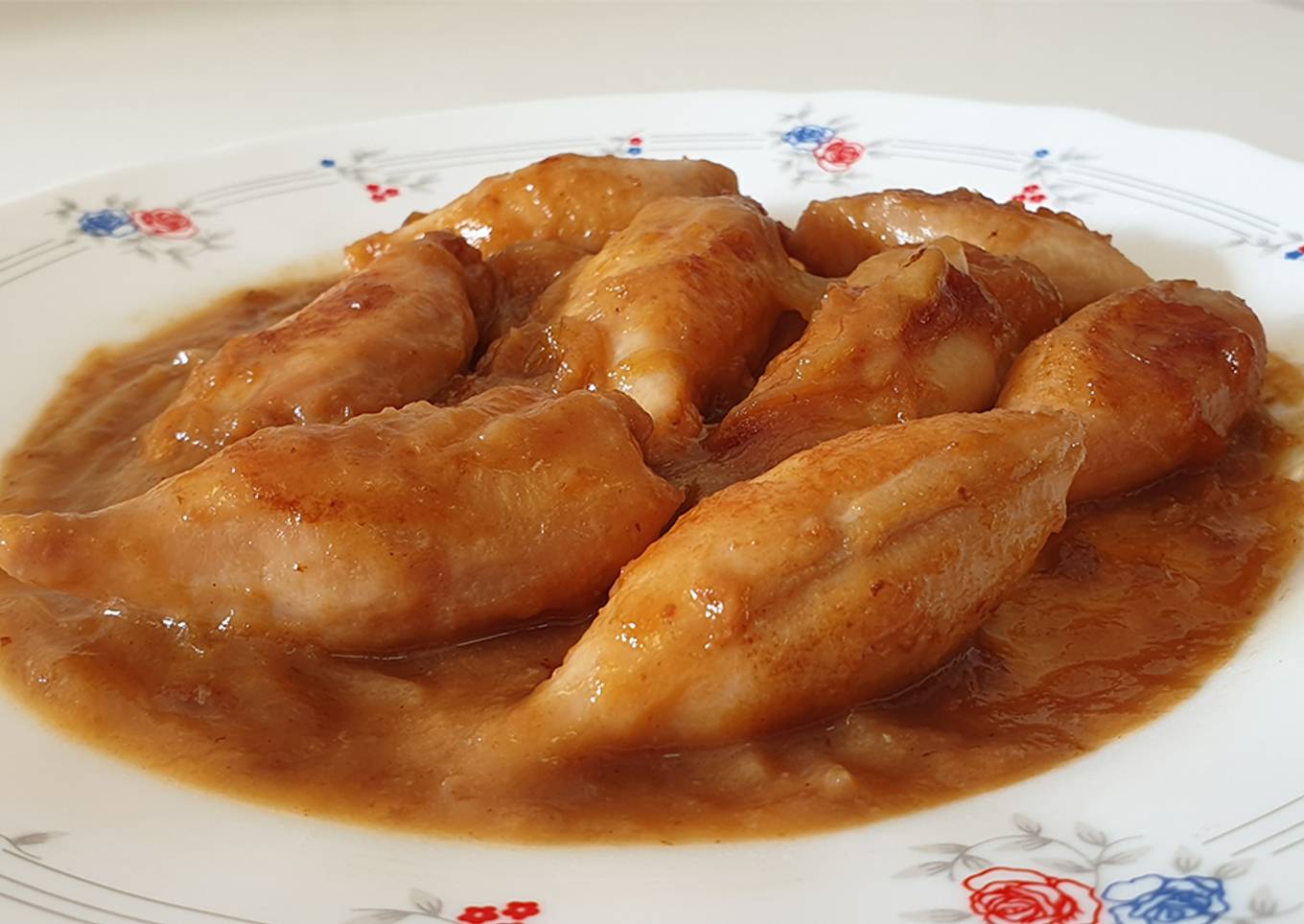 Chipirones encebollados