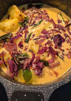 A picture of Mama's Potato Curry.