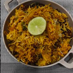 A picture of Vegetable biryani.