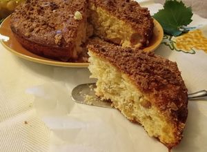 Foto di Dolce uva mandorle e amaretti