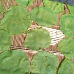 A picture of Hari mung ki dal aur palak papad.