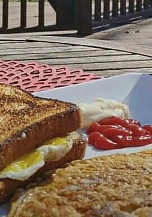 A picture of Bread omlette.