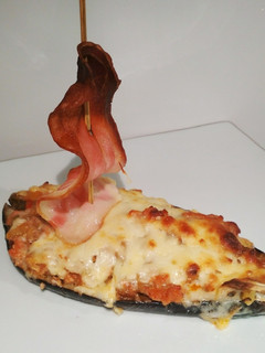 Una foto de Txalupa de berenjena sin gluten