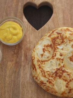 A picture of Spanish potato omelette.