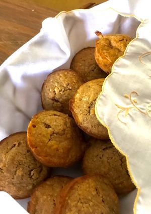 Una foto de Muffins manzana con avena