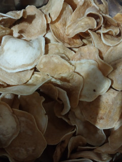 બટાકા ની વેફર (Bataka Wafer Recipe In Gujarati) રેસીપી મુખ્ય ફોટો