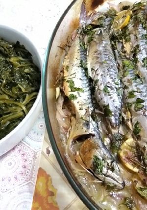 Φωτογραφία της συνταγής Βραστά χόρτα με σκουμπρί στο φούρνο! 😋😋