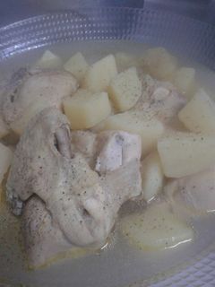 صورة لوصفة وصفة دجاج وبطاطا مع الارز بشعيرية