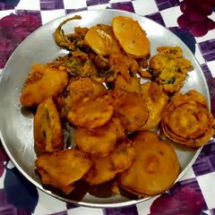 A picture of Pakore.