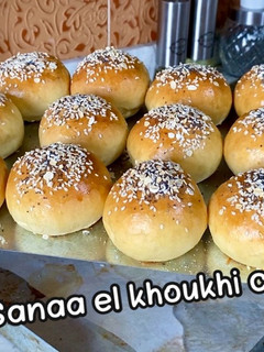 A picture of Mini Hamburgers by Sanae El Khokhi.