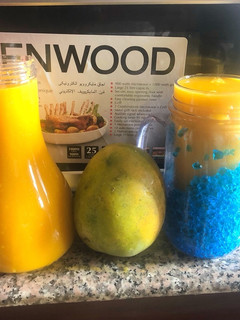 A picture of Mango juice.