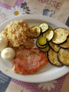 Una foto de Quinoa con pavo y más verduras 💚