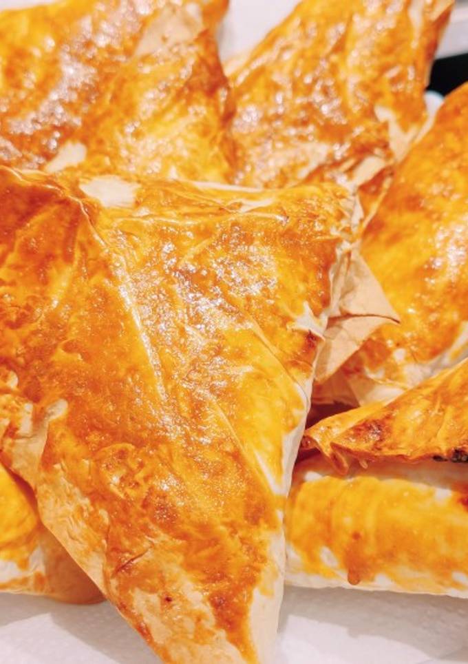 Конвертики из лаваша с яблоками