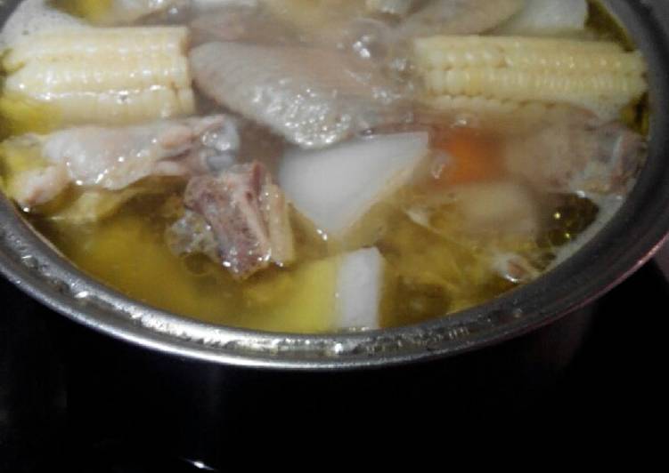 Resep Yi mi tang ken ci rou(sup ayam dan jagung,wortel,lobak) yang Bikin Ngiler