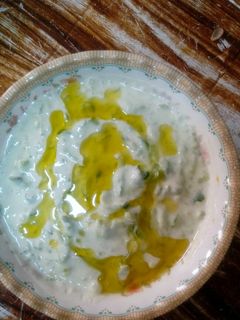 صورة لوصفة سلطة خيار باللبن