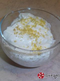 Φωτογραφία της συνταγής Μία mousse λεμόνι, χωρίς αυγά. Ευκολάκι, ε μπαμπά;