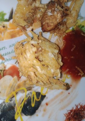 A picture of Potatoes chicken pakora.