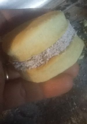 Una foto de Alfajorcitos de maizena sin azúcar