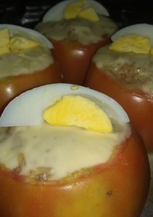 Una foto de Tomates rellenos