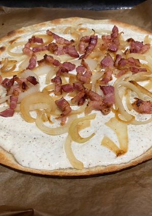 Une photo de Tarte flambée alsacienne