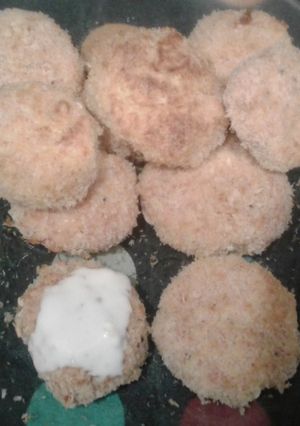 Una foto de Nuggets de pollo y jamón