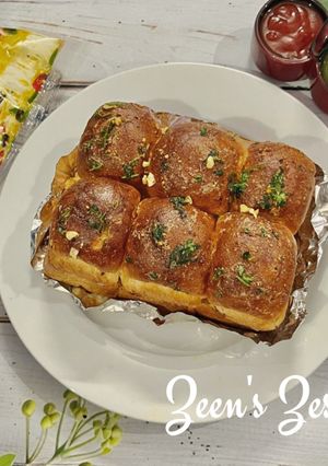 A picture of Garlic Butter Sliders.