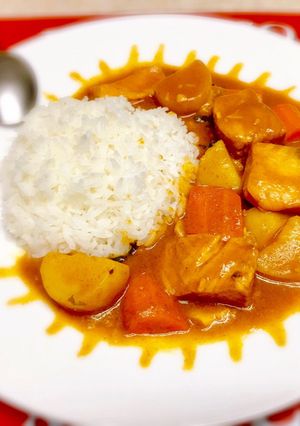 Hình của món Cà ri cá hồi-không cay.