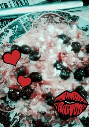 صورة لوصفة سلطه الطماطم بالجبن الأبيض 🍅🍚❤