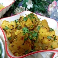 Gobhi aloo 😋 A picture of Gobhi aloo 😋.