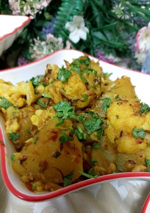 A picture of Gobhi aloo 😋.
