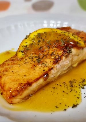 Una foto de Salmón a la naranja