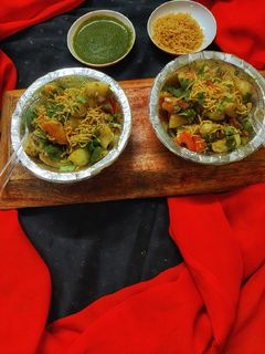 तीखा चटपटा आलू चाट(teekha chatpata aloo chaat recipe in hindi) रेसिपी मुख्य फोटो
