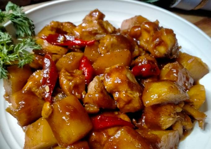 Semur Fillet Ayam Kentang