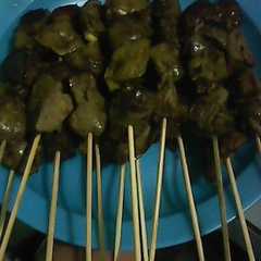 Sate Goreng Ati Ampela রেসিপির প্রধান ছবি