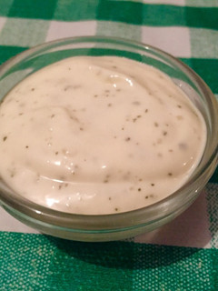 Una foto de Salsa alioli