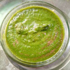 A picture of Mint and coriander Chutney.