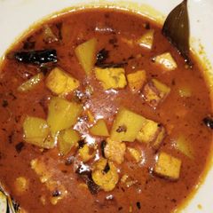 Paneer potato curry A picture of Paneer potato curry.