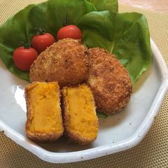 A picture of Japanese Kabocha Pumpkin Croquette.
