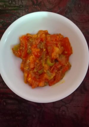 A picture of Tomato chutni.