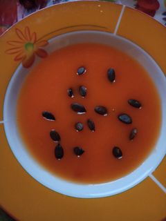 Sütőtök krémleves pirított tökmaggal (vegán, laktóz- és gluténmentes) recept fotója