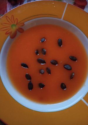 Sütőtök krémleves pirított tökmaggal (vegán, laktóz- és gluténmentes) recept fotója